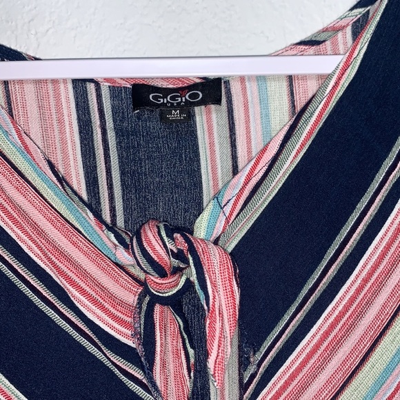 Gigio UMGEE Striped V-Neck Ruffled Romper Front Tie Side Pockets size Medium - Picture 9 of 15